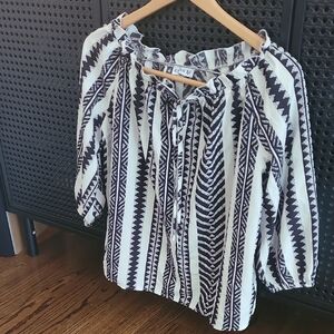 Elings Black and White Tie Front 3/4 Sleeve Blouse